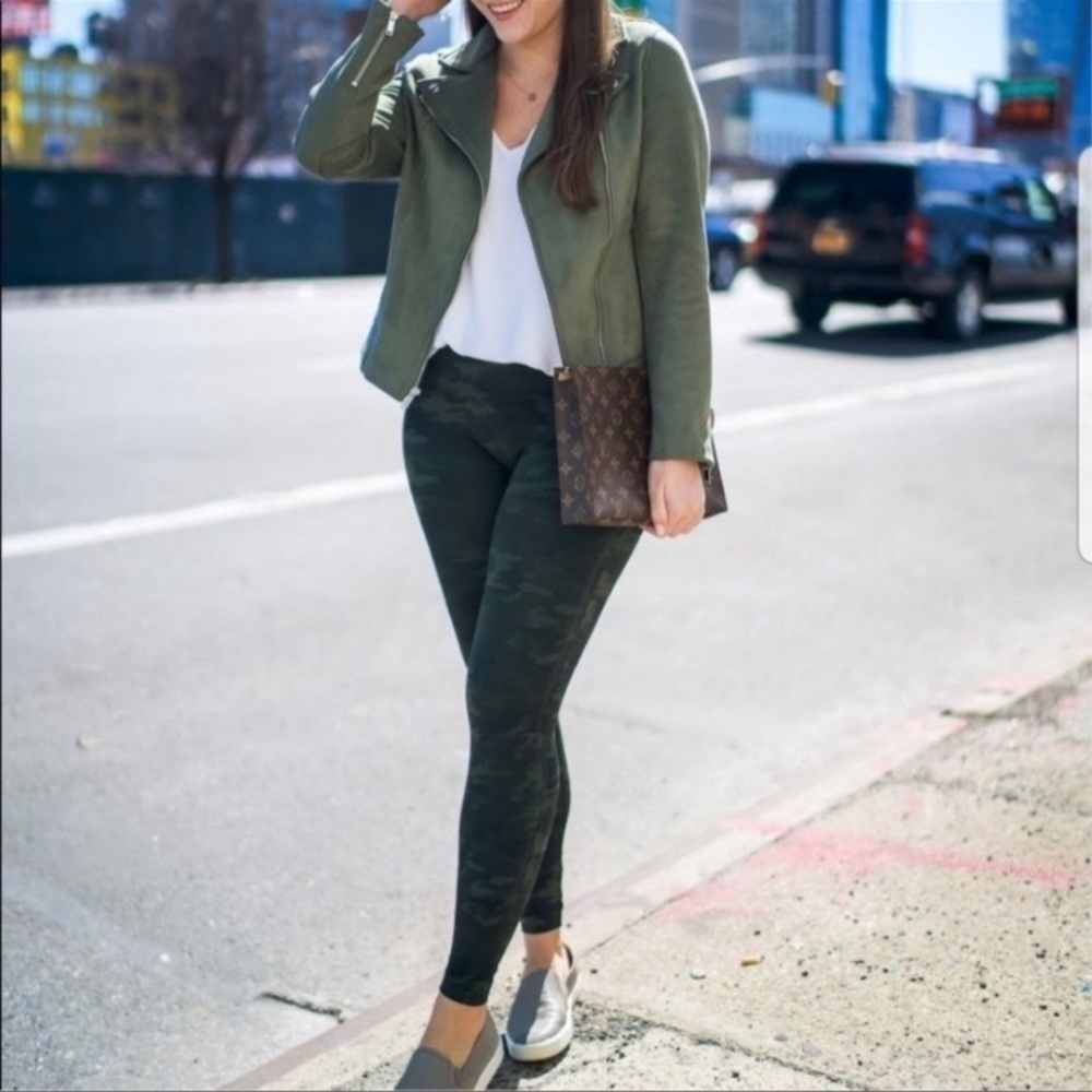 SPANX Look At‎ Me Now Green Camo Leggings 3X cropped